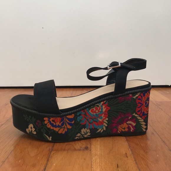 SOLD 💗HP💗 [Wild Diva Lounge] 🆕 Platform - Picture 5 of 7